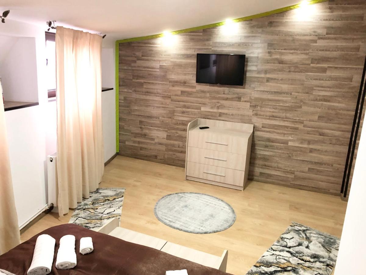 Serban Home Arenele Romane Marius Nasta Bucarest Exterior foto