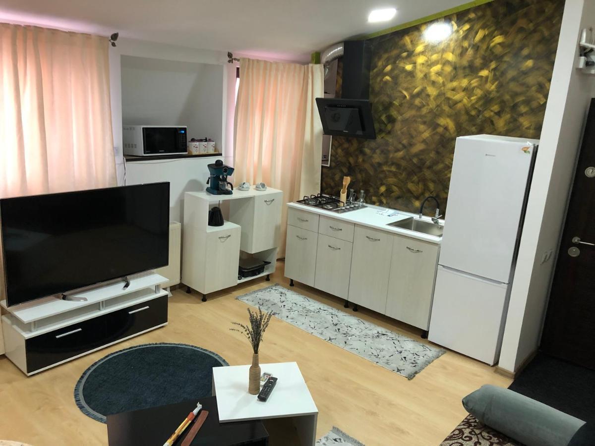Serban Home Arenele Romane Marius Nasta Bucarest Exterior foto